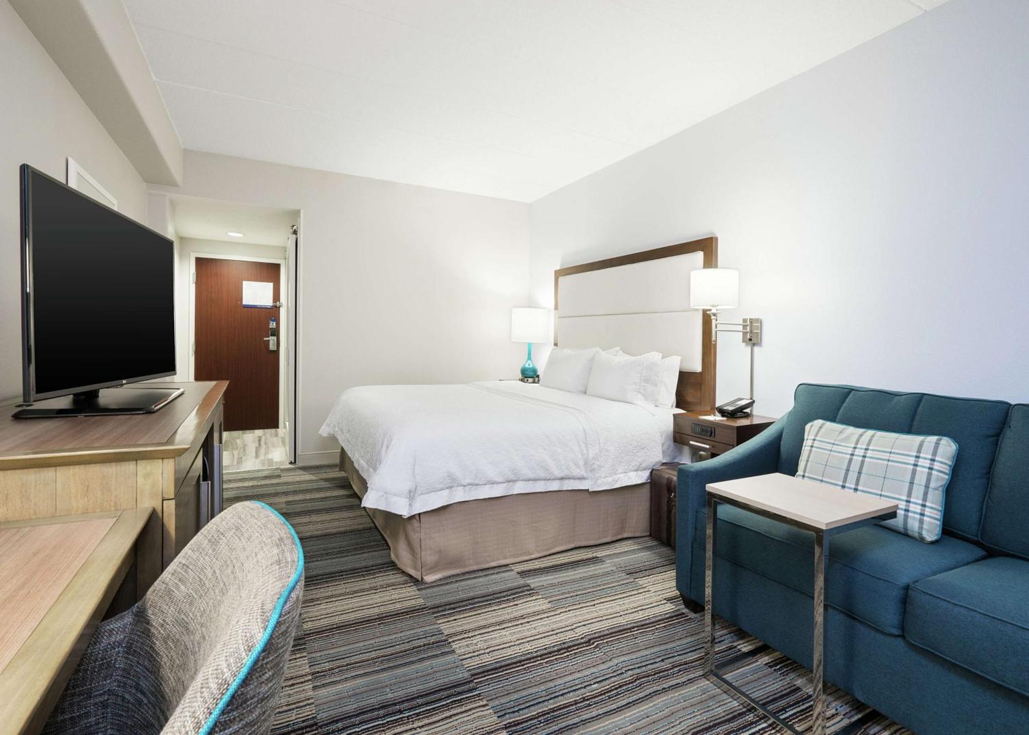 Hotel Hampton University Medical Center 3*